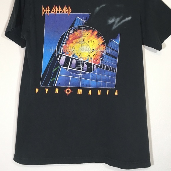 Vintage Band Tee Def Leppard T Shirt Graphic Fire - Picture 4 of 6
